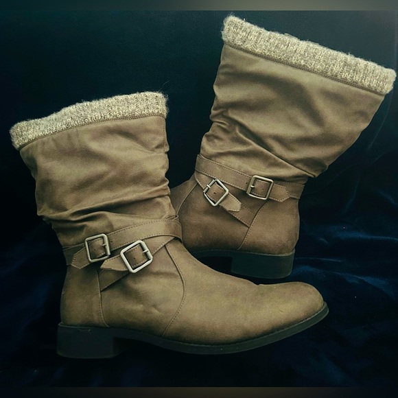 Torrid Faux Leather Sweater Trimmed Slouchy Moto Boots Extra WW Sz 12, gray - Picture 1 of 6